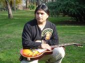 20090420091811-runa-marka.jpg